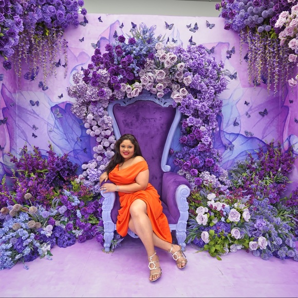 Meet your Posher, Avril - Picture 1 of 1